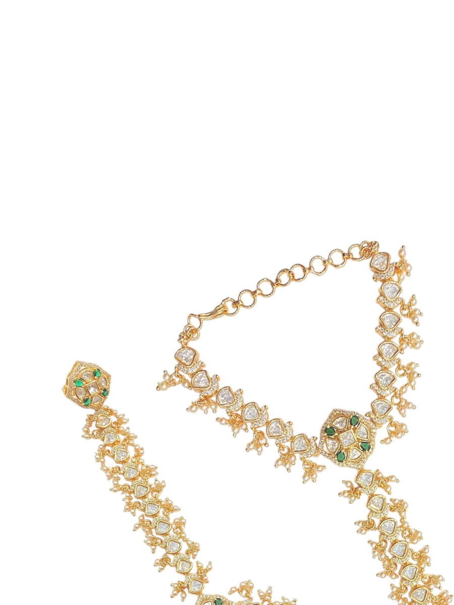 Gold Plated Pearl And Green Kundan Hathphool For Women - detail