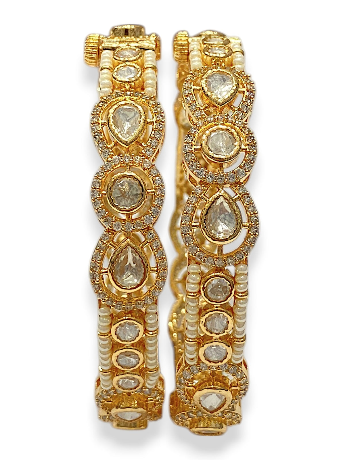 Puja Exclusive Kundan Choodiyan