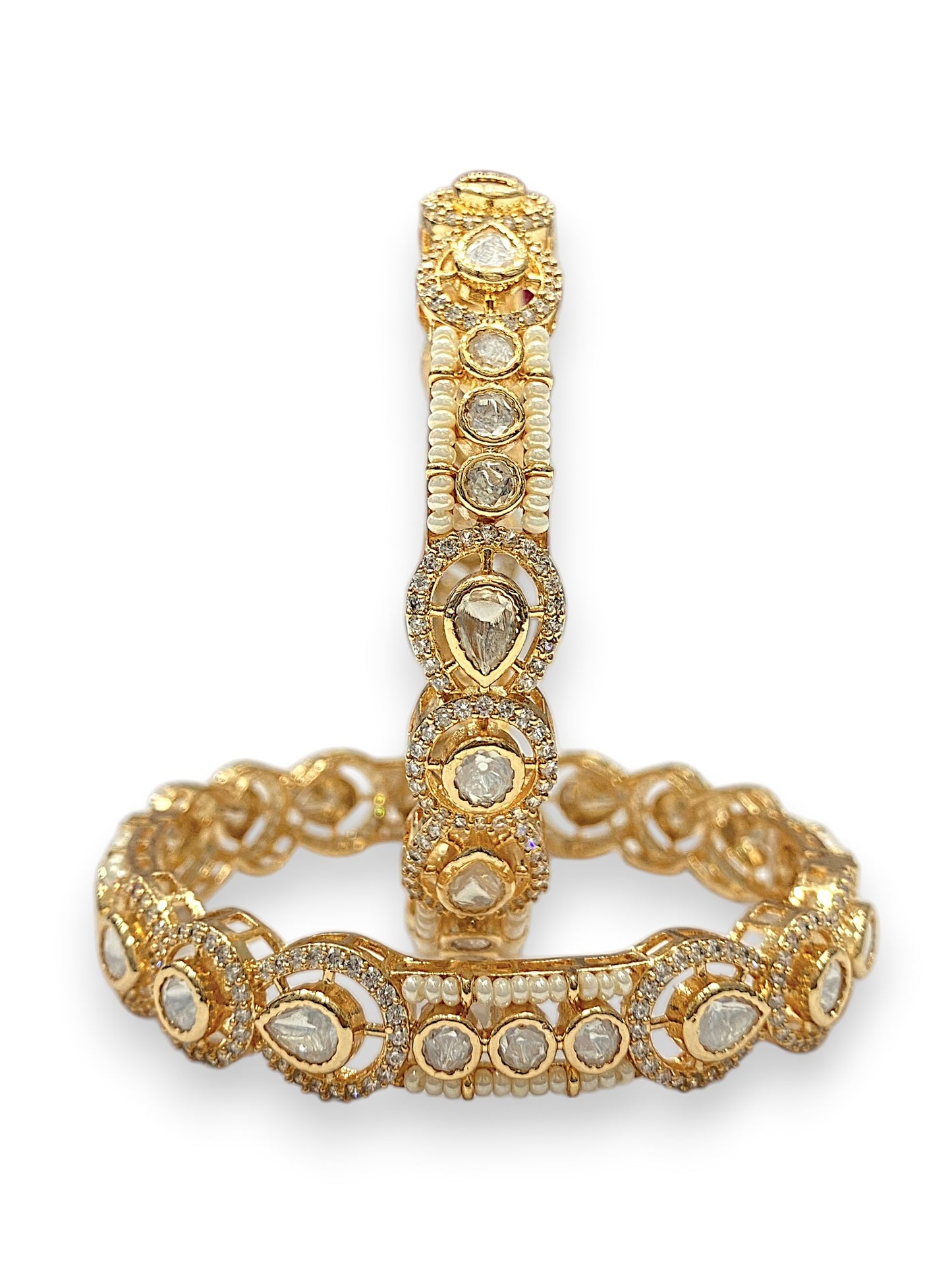 Puja Exclusive Kundan Choodiyan