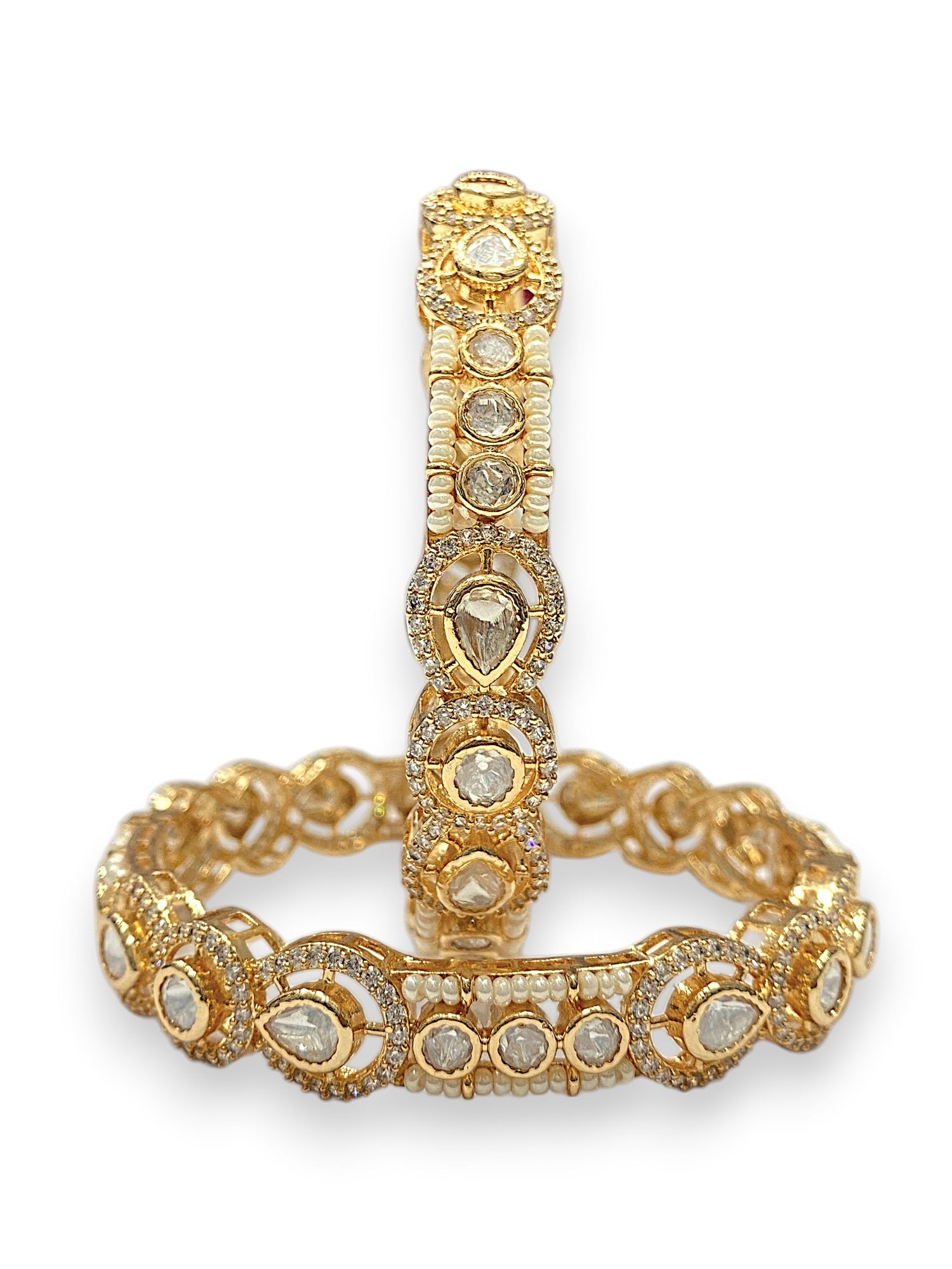 Puja Exclusive Kundan Choodiyan
