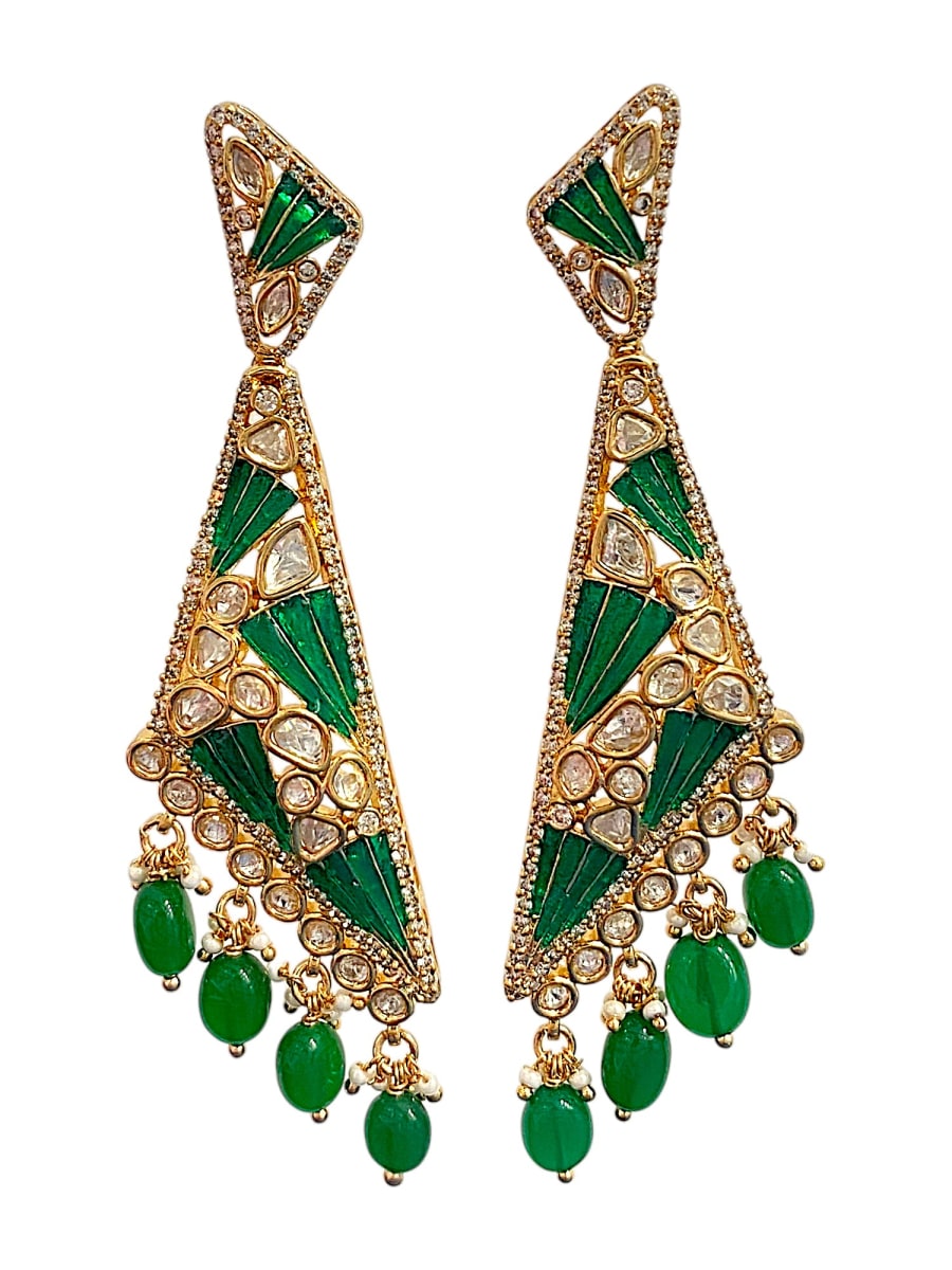 Teej Pearl Earring Set - detail