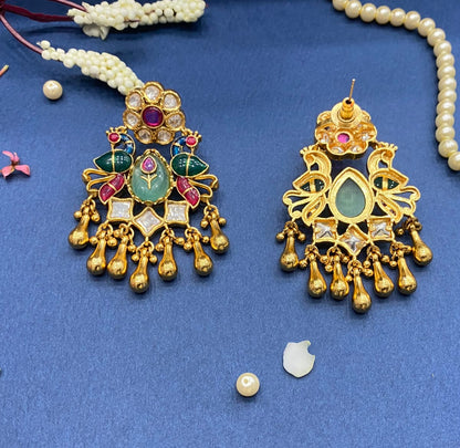 Kundan jhumkis with a small Kundan top over a plain domed gold bell, view 3 of 4