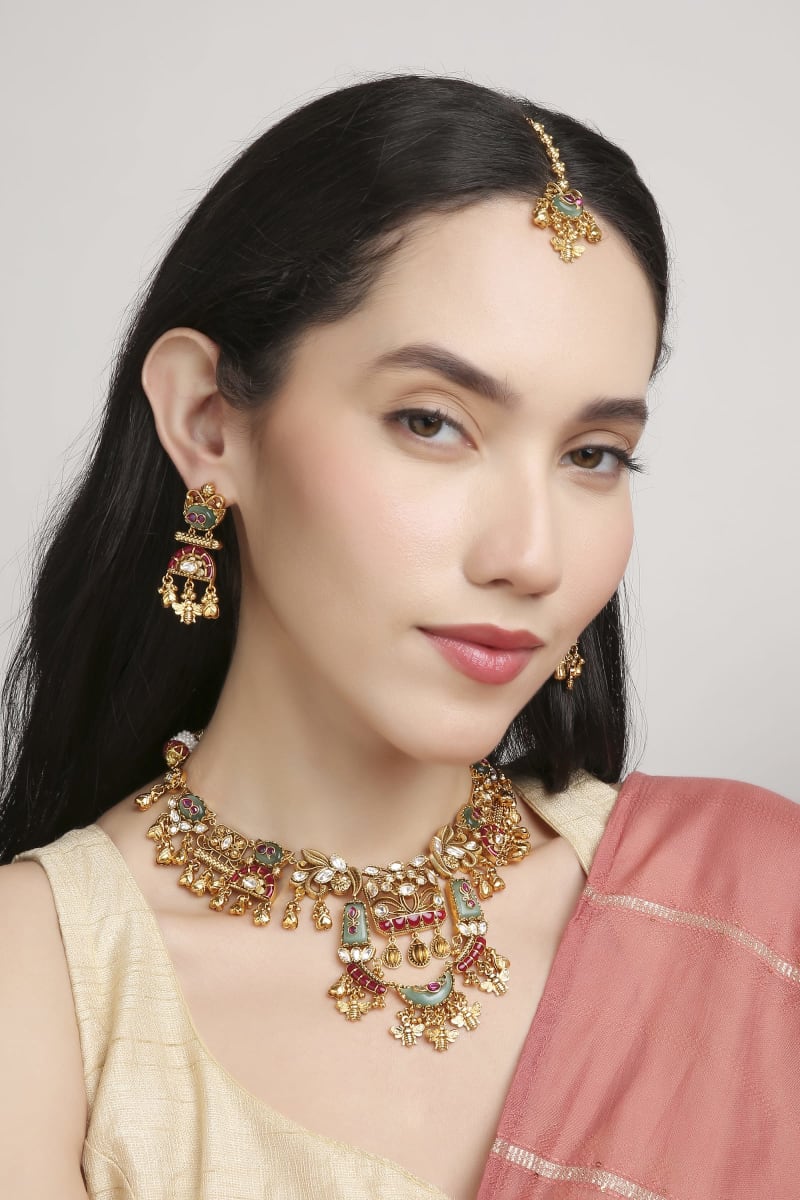 Regel Kundan Necklace Set - detail