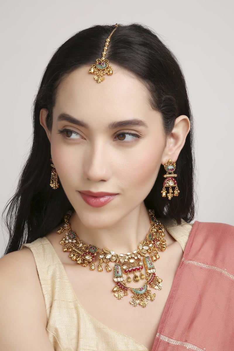 Regel Kundan Necklace Set
