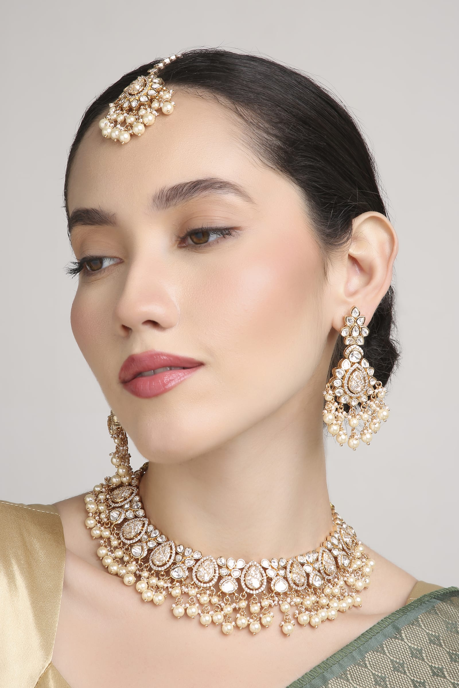 Shimmering Kundan Haar Set
