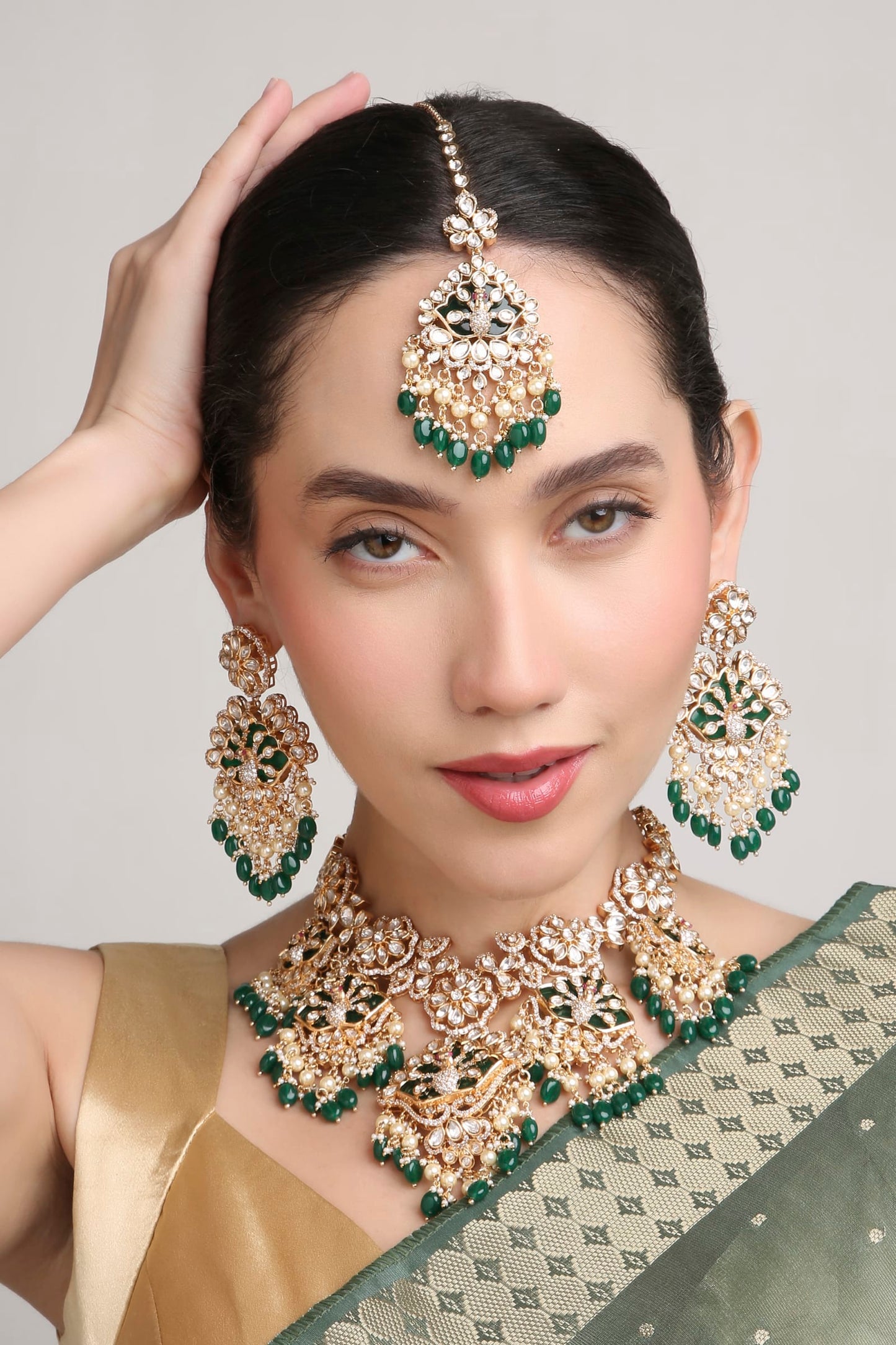 Navratri Pearl Pendant Set