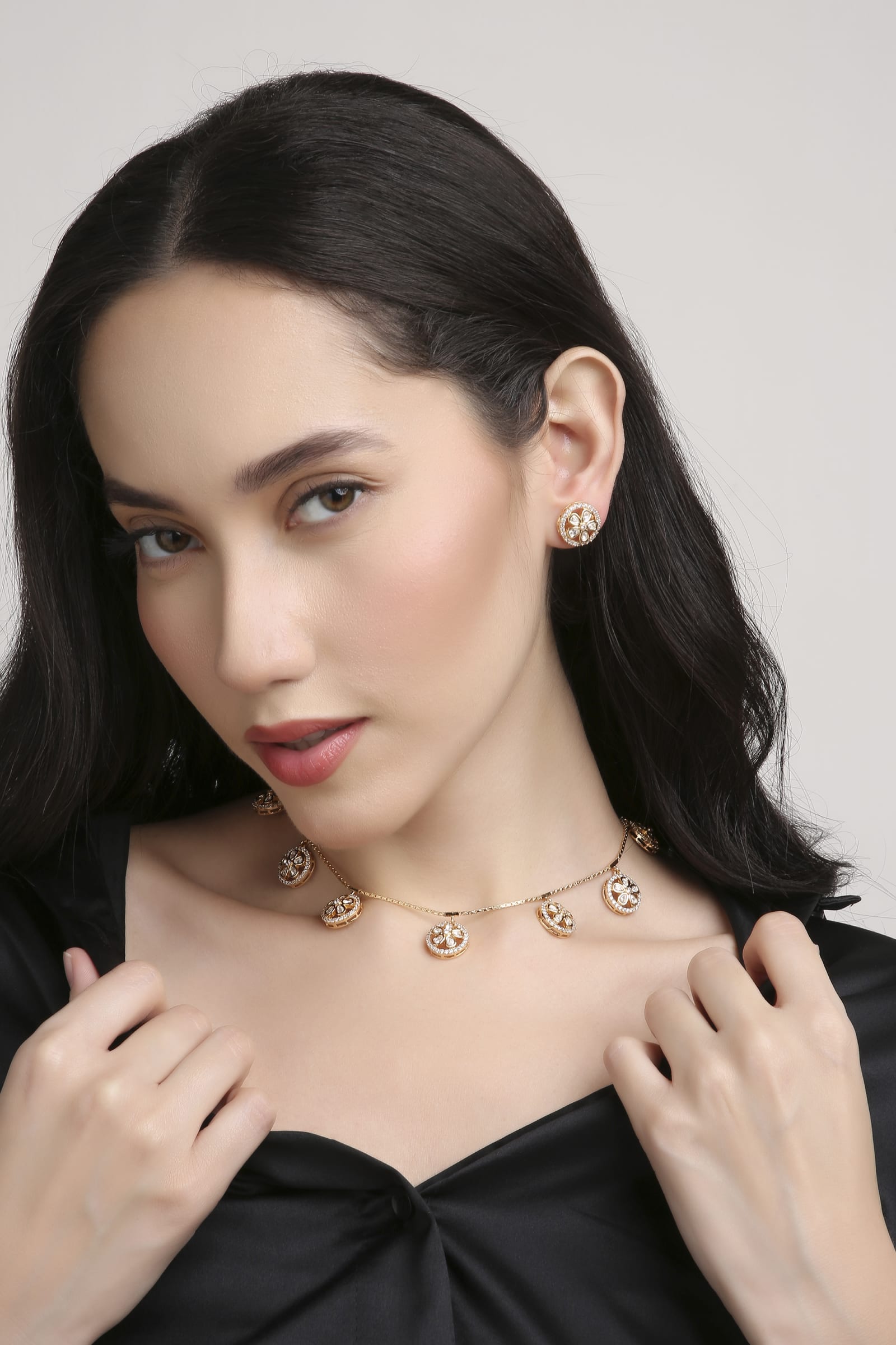 Dulhan Kundan Layered Set