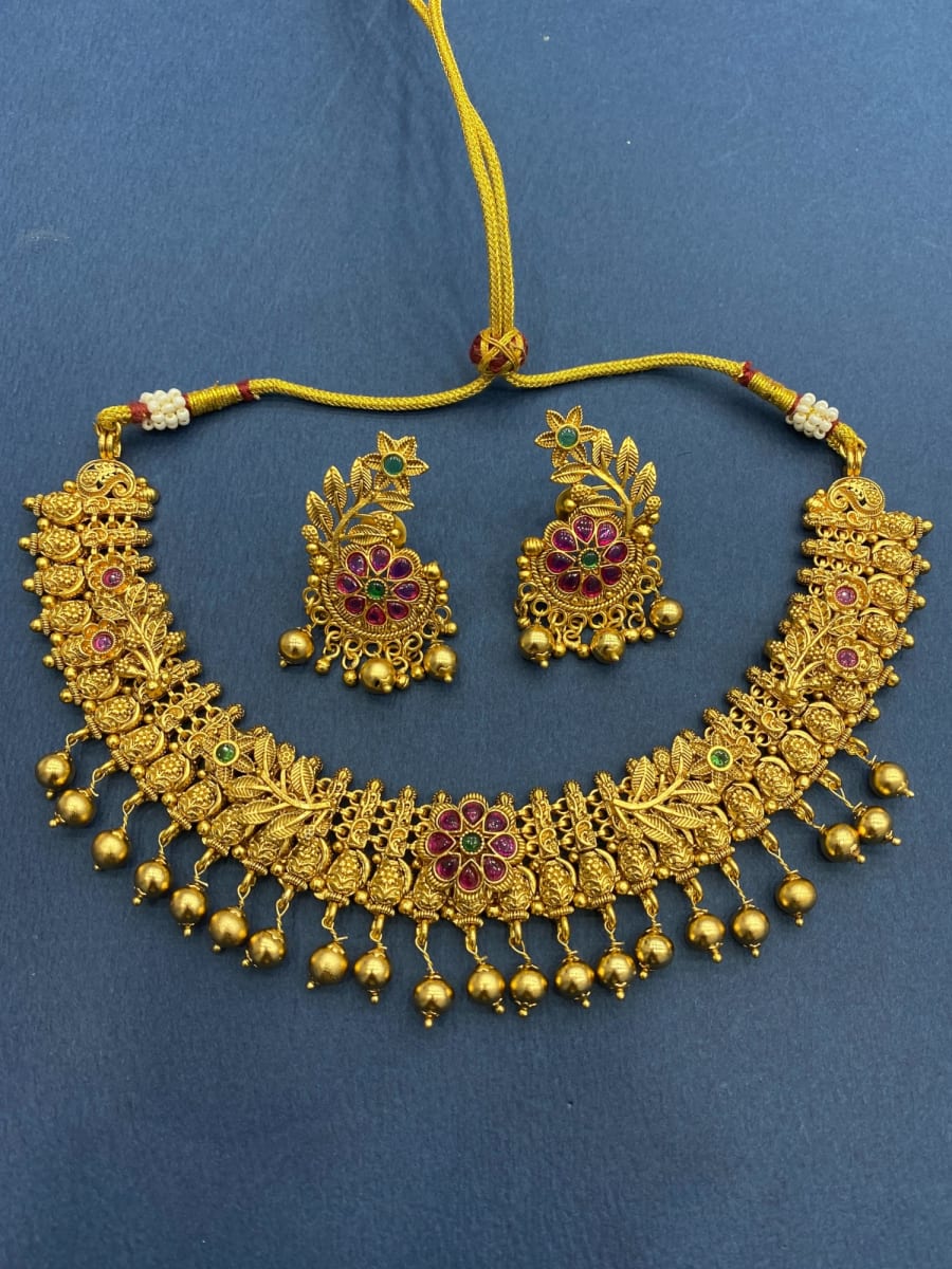 Temple Gold Neckalce Set