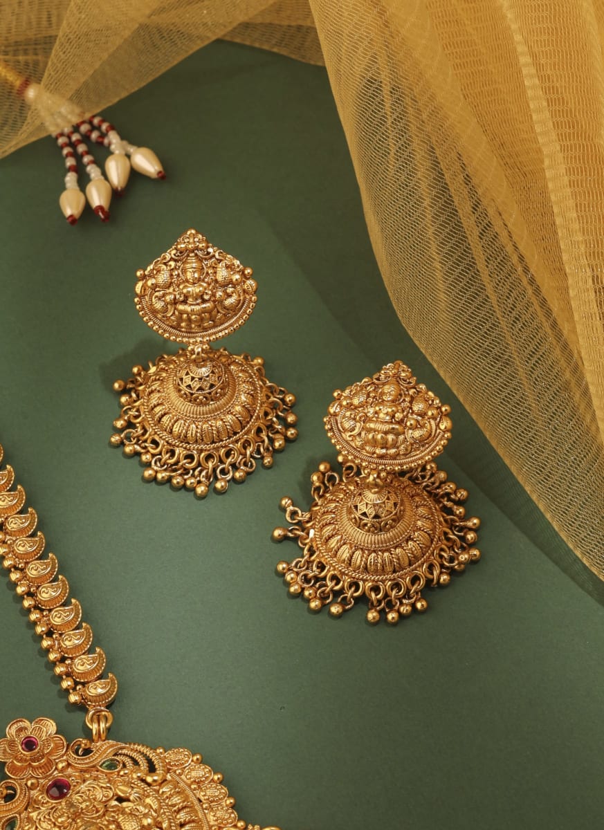 Bridemaids Temple Long Haar - detail
