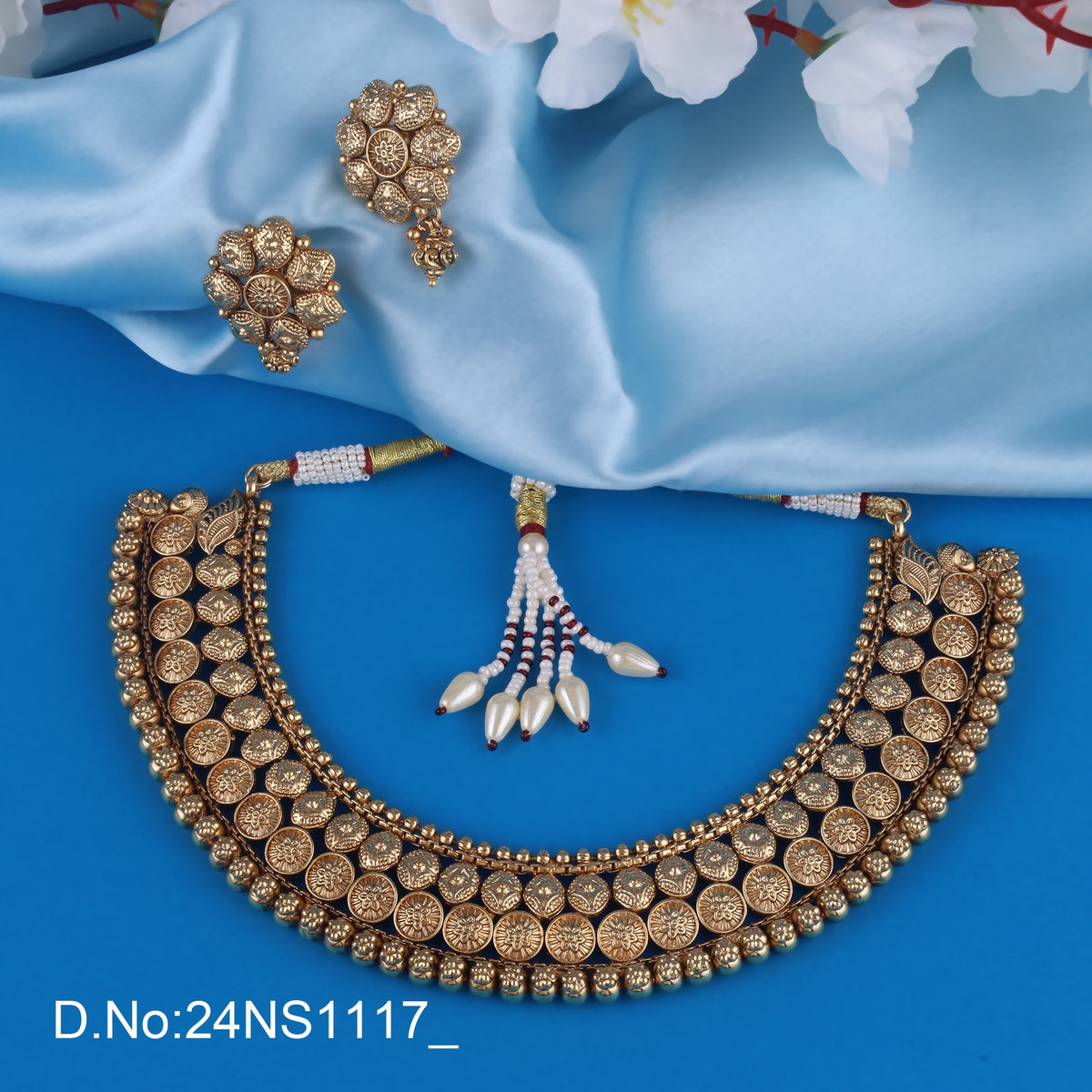 Sophisticated Necklace Set