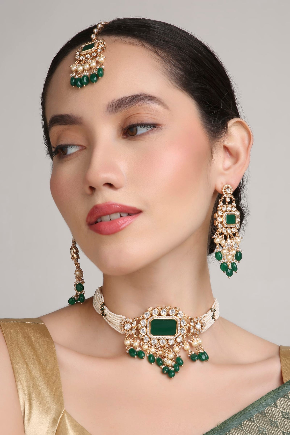 Dulhan Kundan Layered Set
