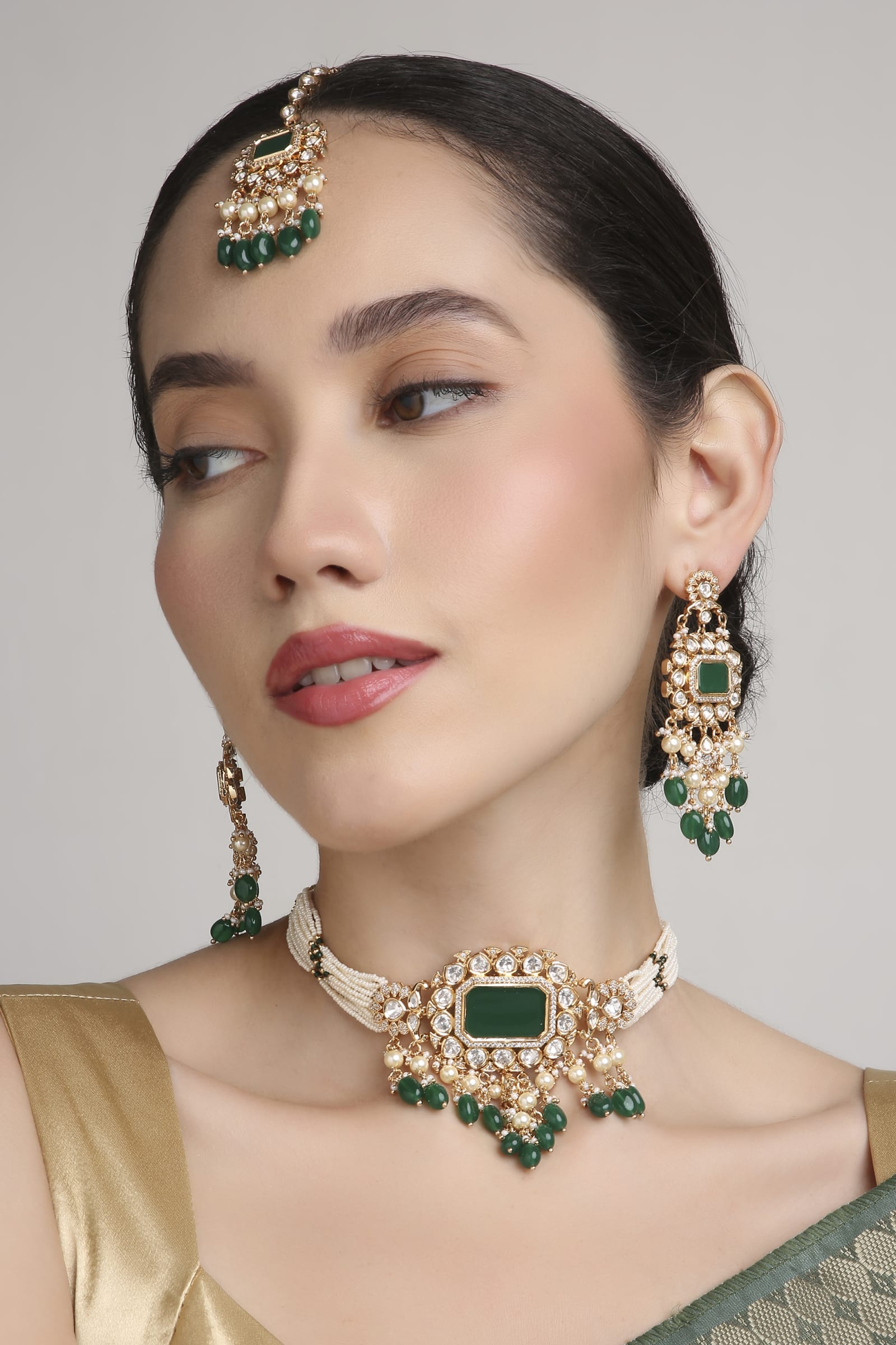 Dulhan Kundan Layered Set