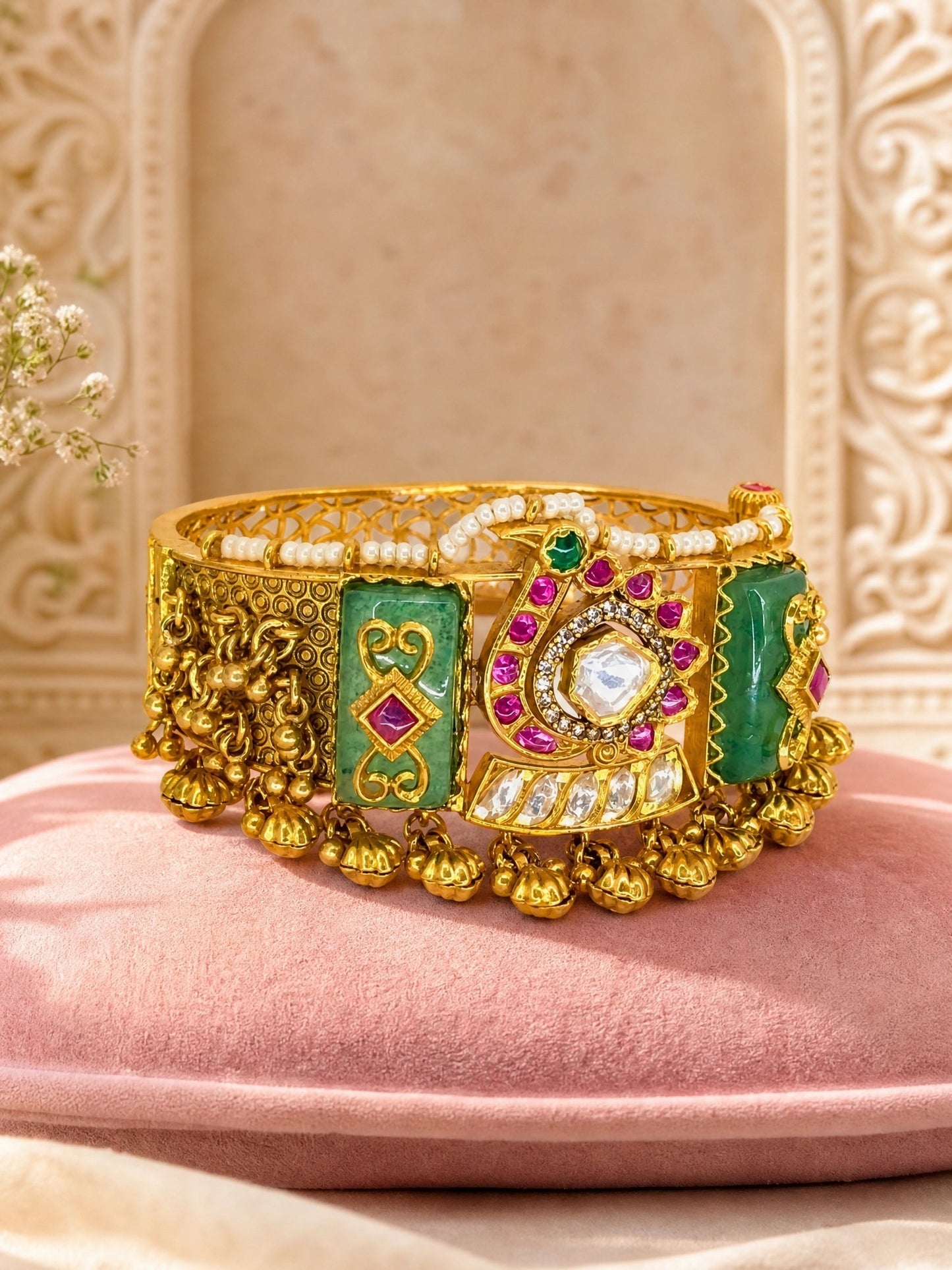 Rajwadi Emerald Charm Kada