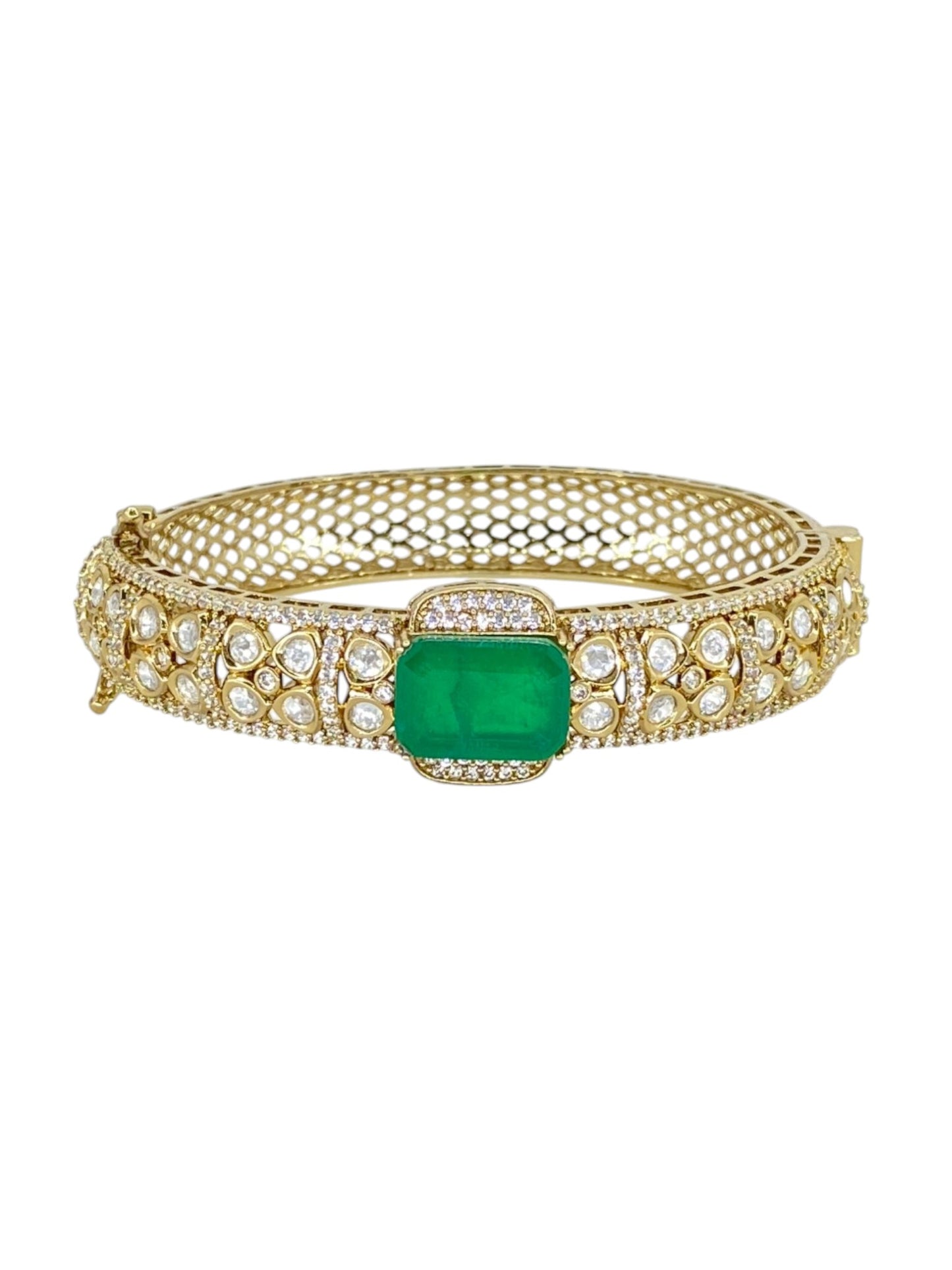 Elegant Green Emerald Kundan Kada
