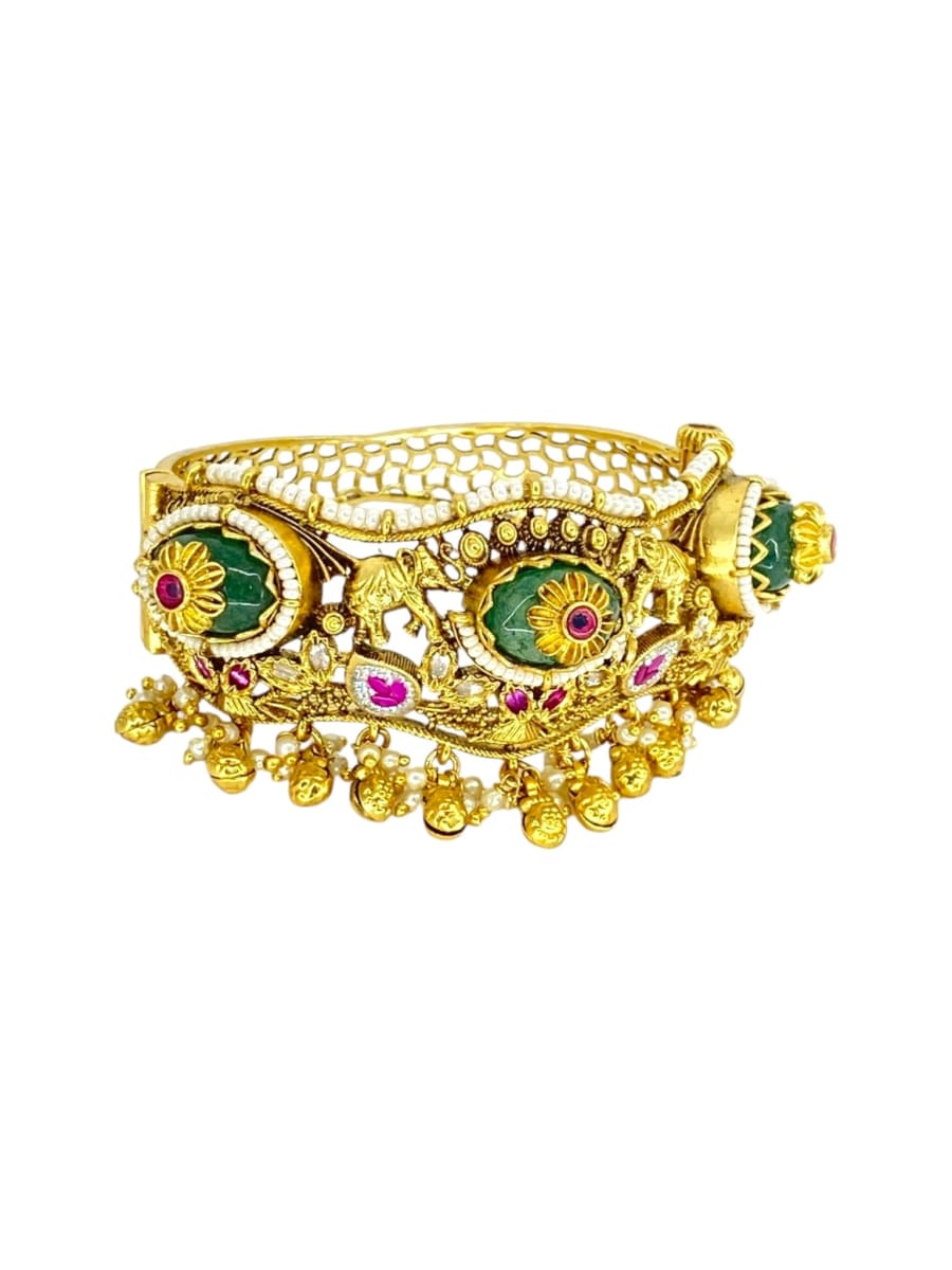 Emerald Kemp stone Elephant Heritage Kada - detail 2