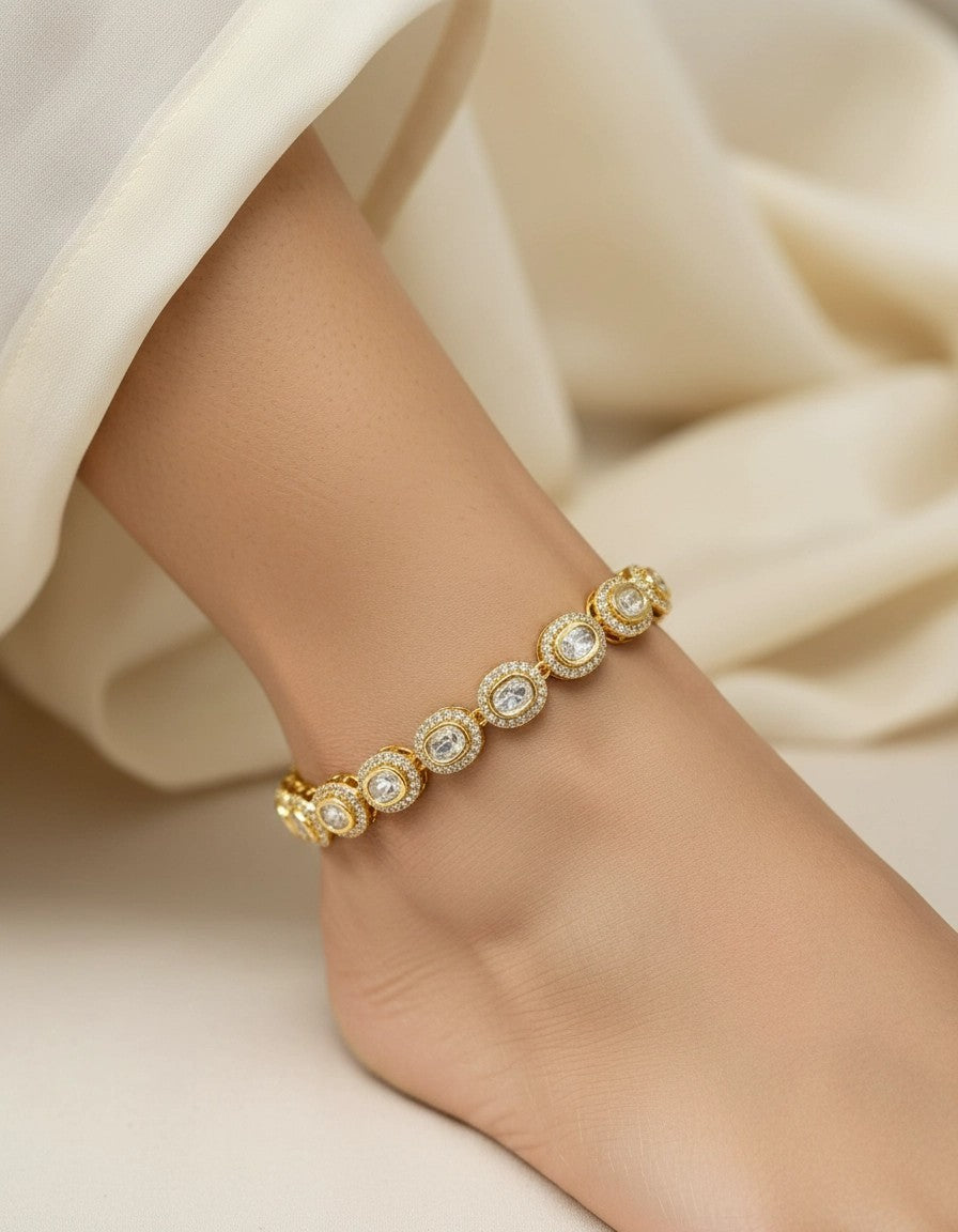 Elegant White Kundan Payal