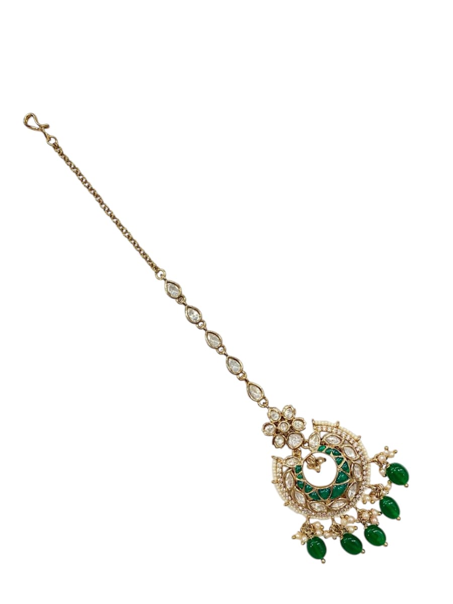 Green Meenakari Fabulous Kundan Tikka - detail