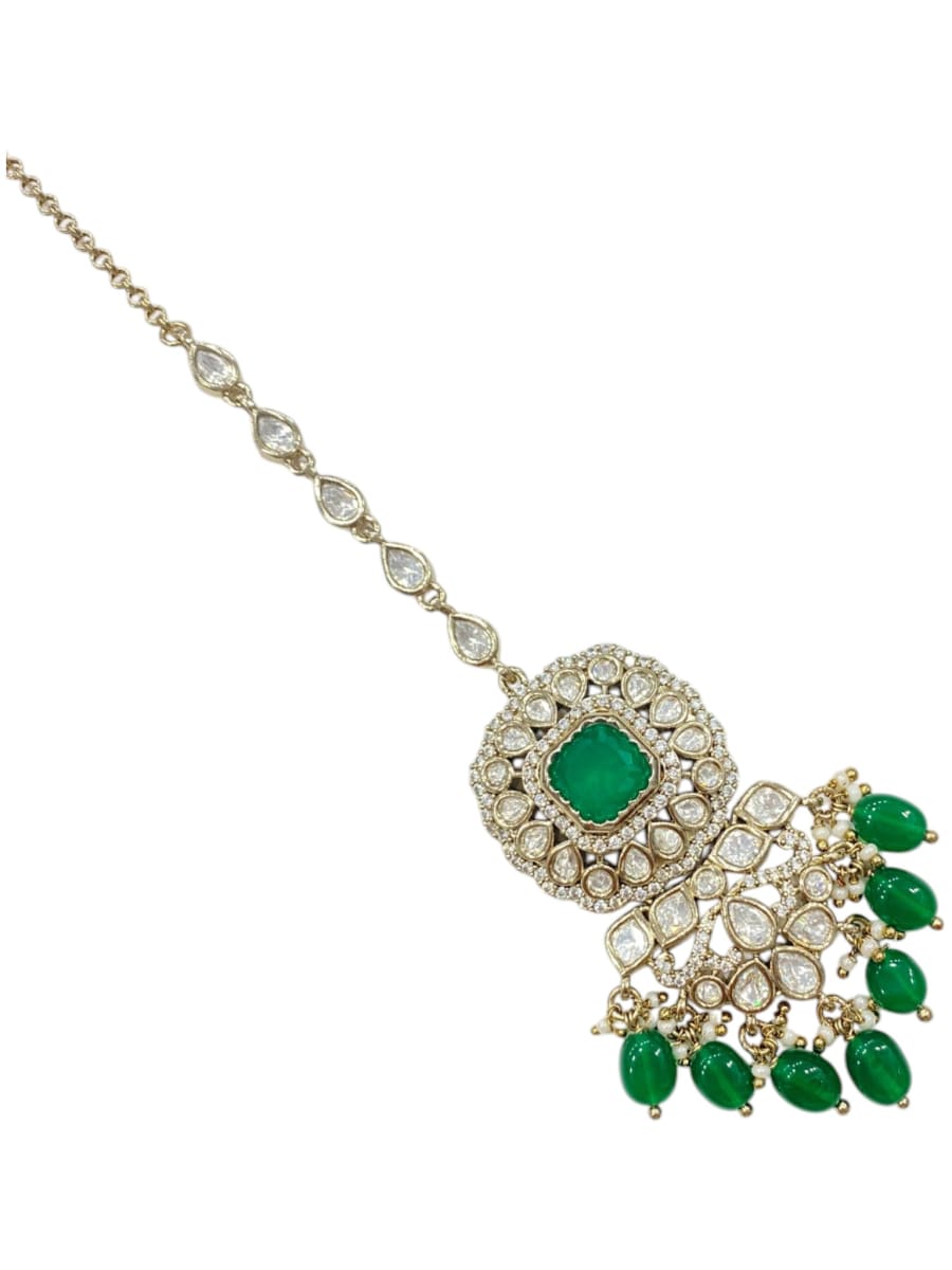 Green Kundan Maang Tikka With Green Bead Hanging | Mehendi Finish - detail