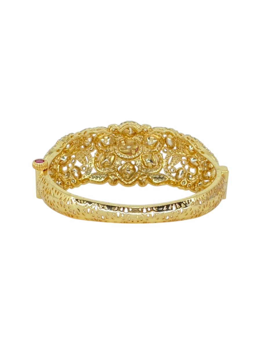 Stylish Kundan Bracelet - detail
