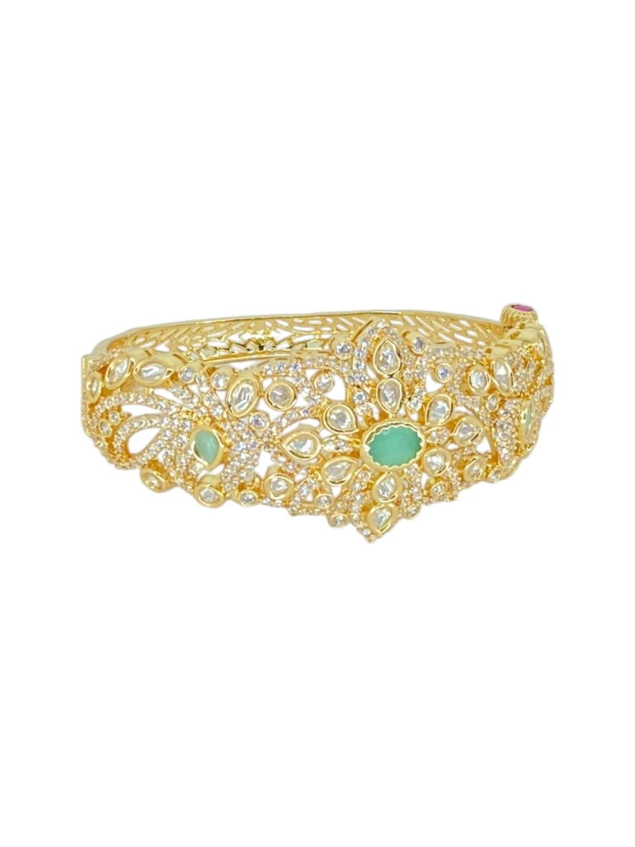 Royal Radiance Kundan Kada - detail