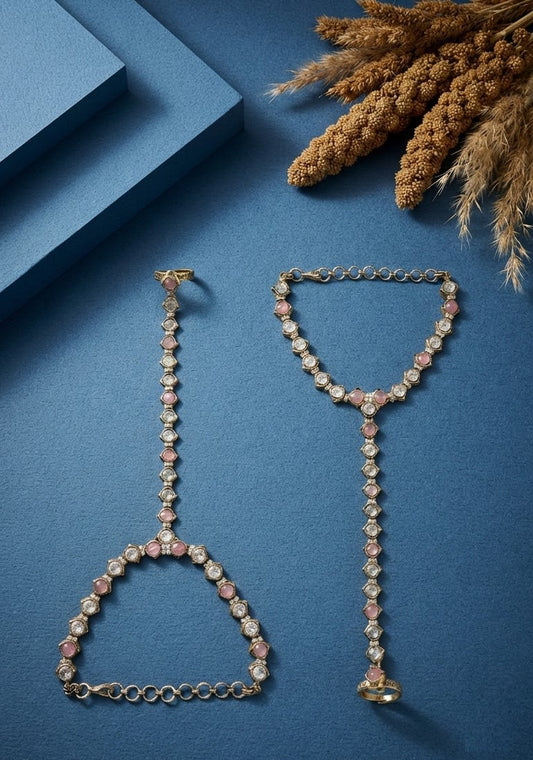 Mehendi Glow Pink Kundan Hathphool
