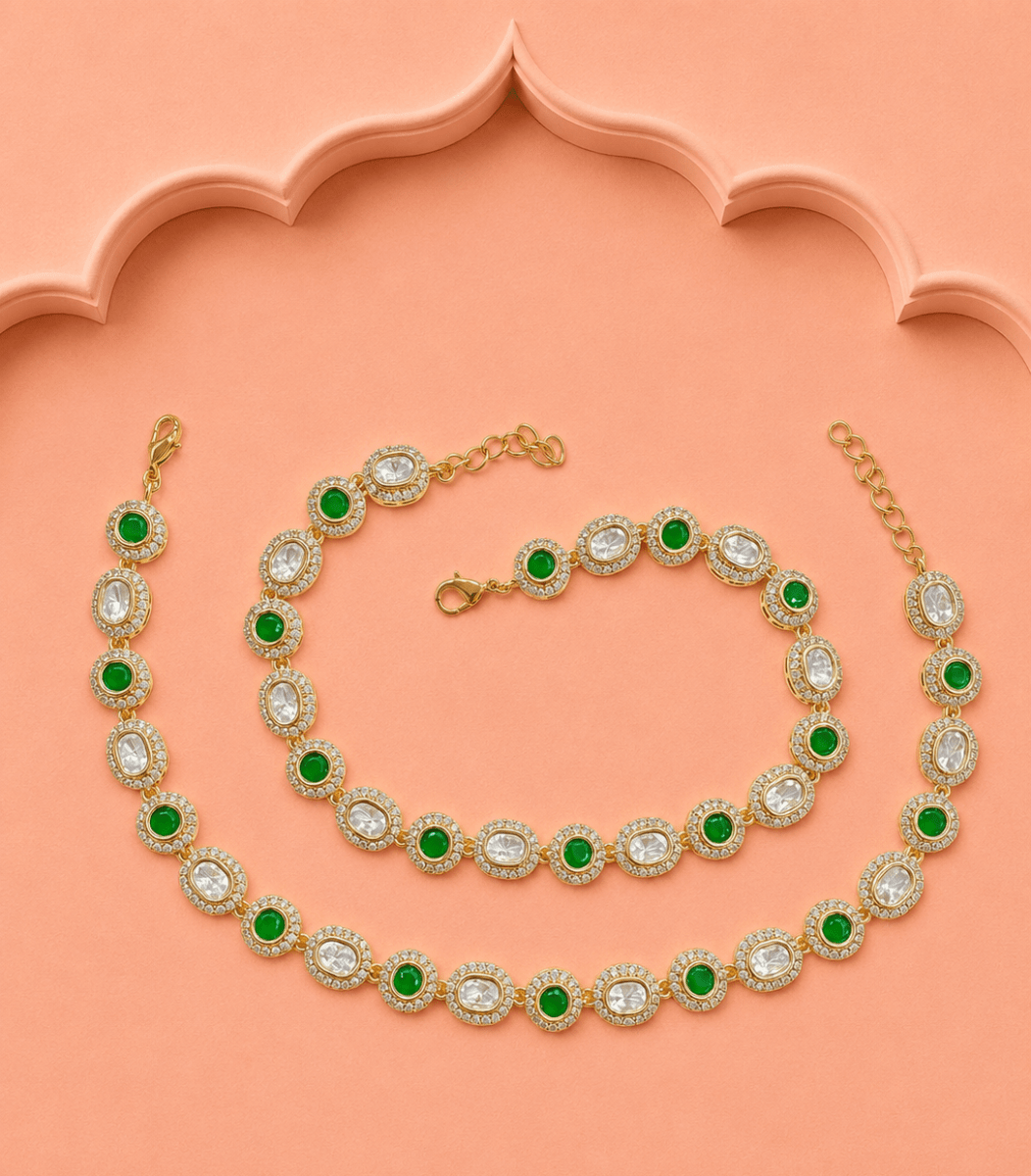 Traditional Emberald Kundan Payal - detail
