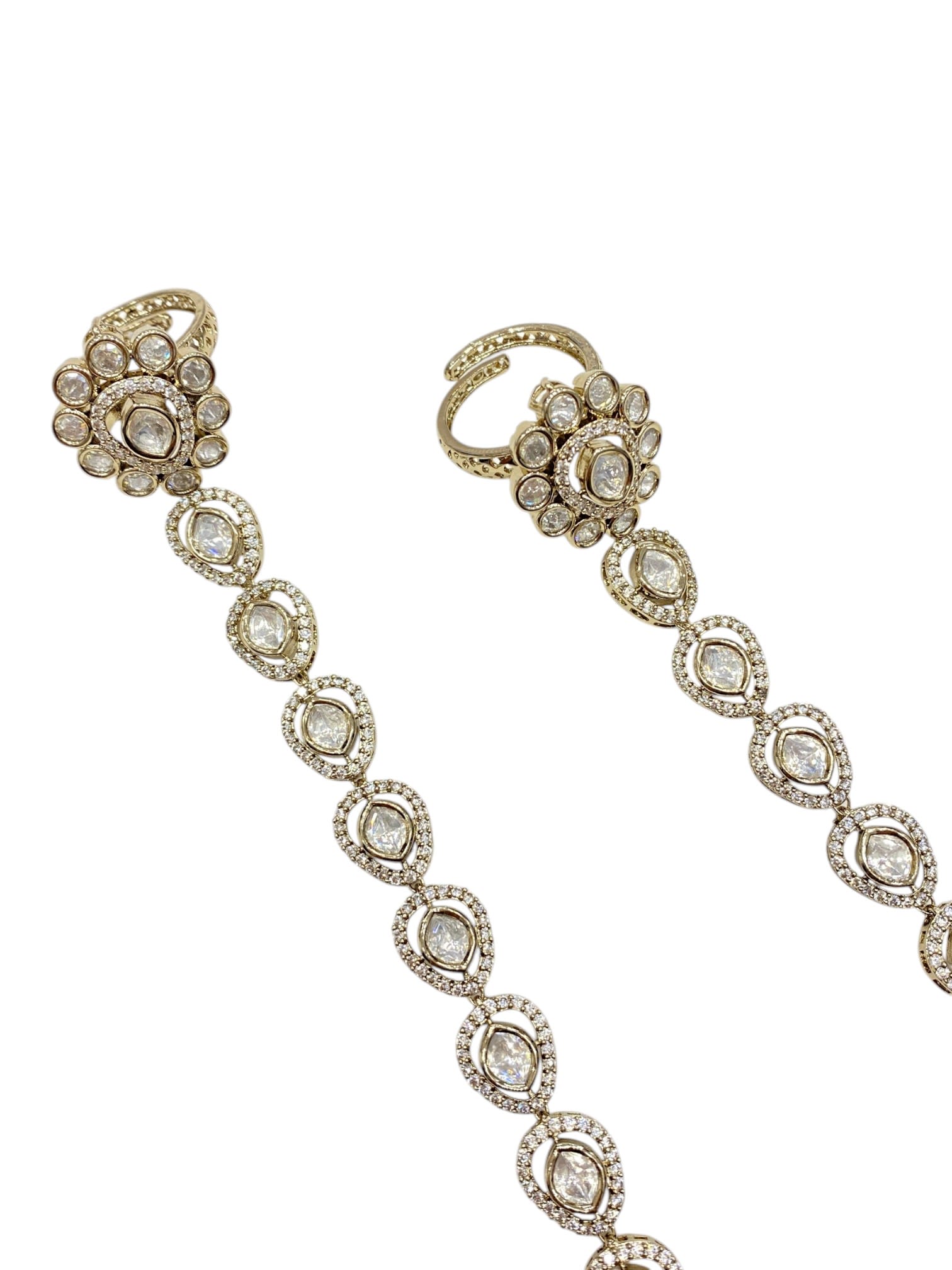 Astonished White Kundan Hathphool | Mehendi Finish