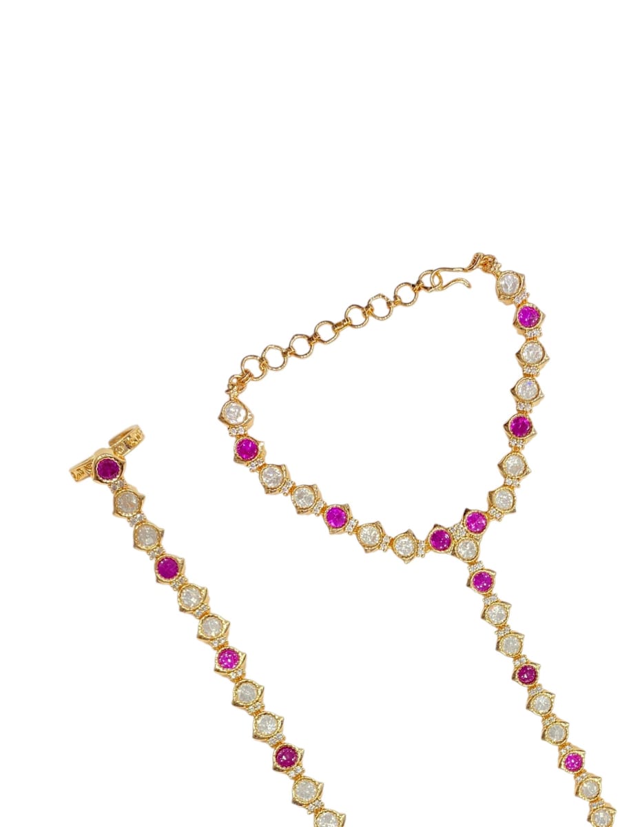 Ruby Elegance Kundan Hathphool - detail