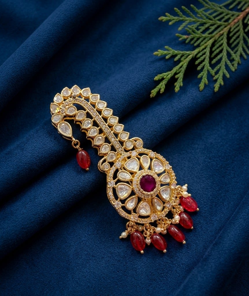 Sirini Royal Kundan Petal Kalgi