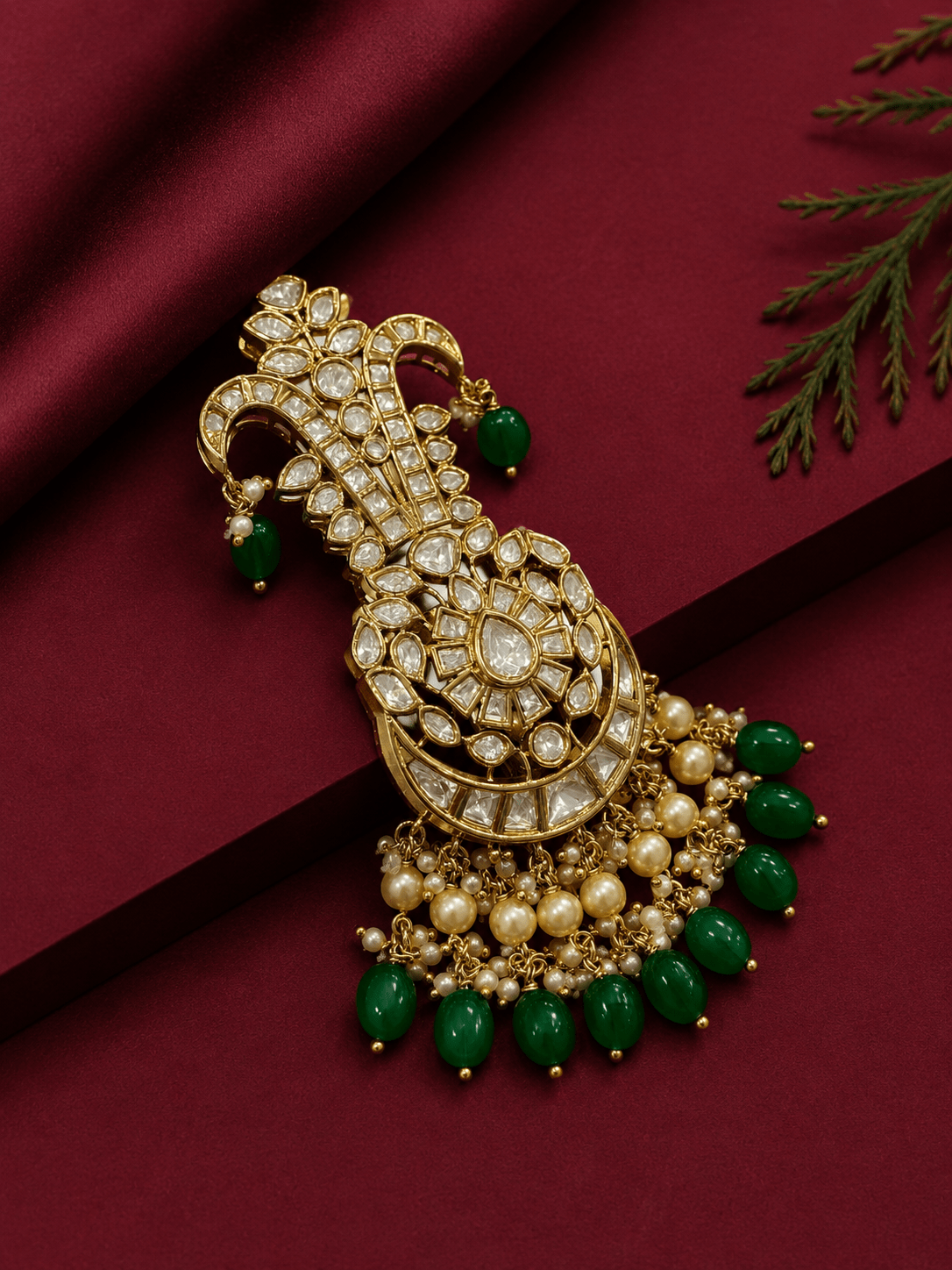 Sirini Crown Of Emerald Kalgi