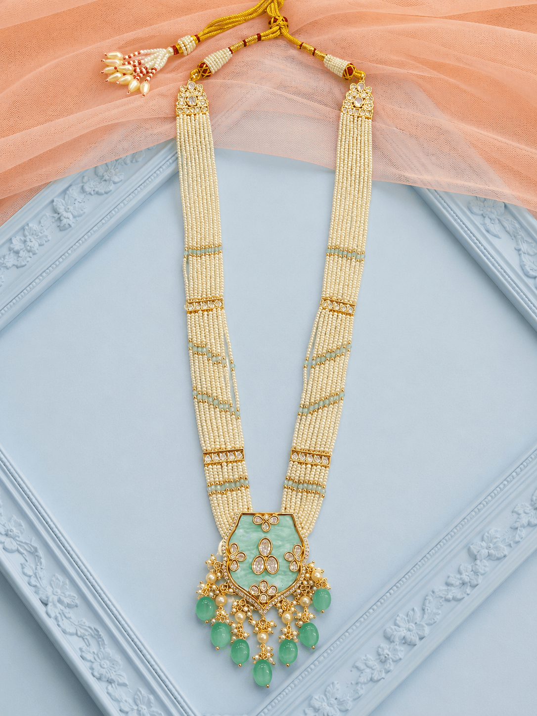 Pearl Cascade Long With Mint Pendant