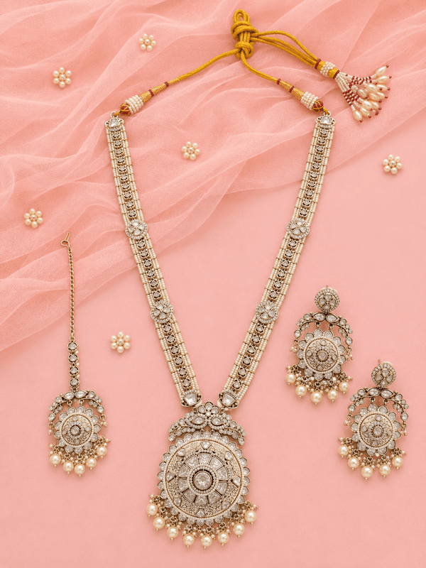 White Kundan Maharani Haar With Earrings And Tikka