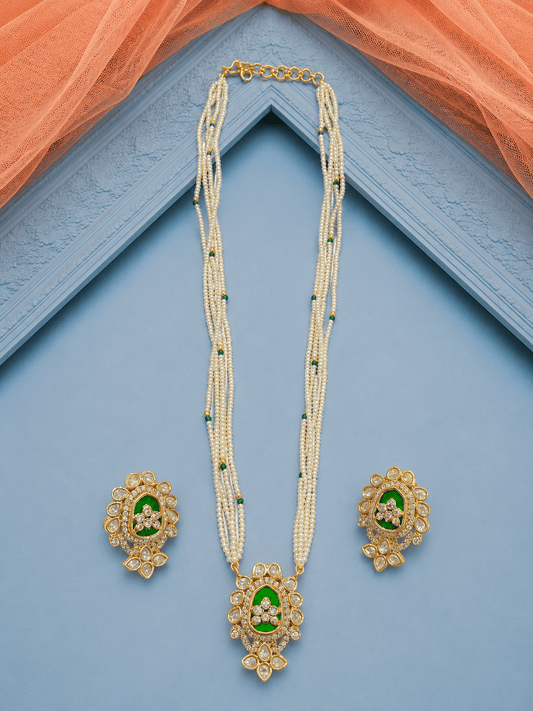 Elegant Pearl Strand Green Kundan Pendant Set
