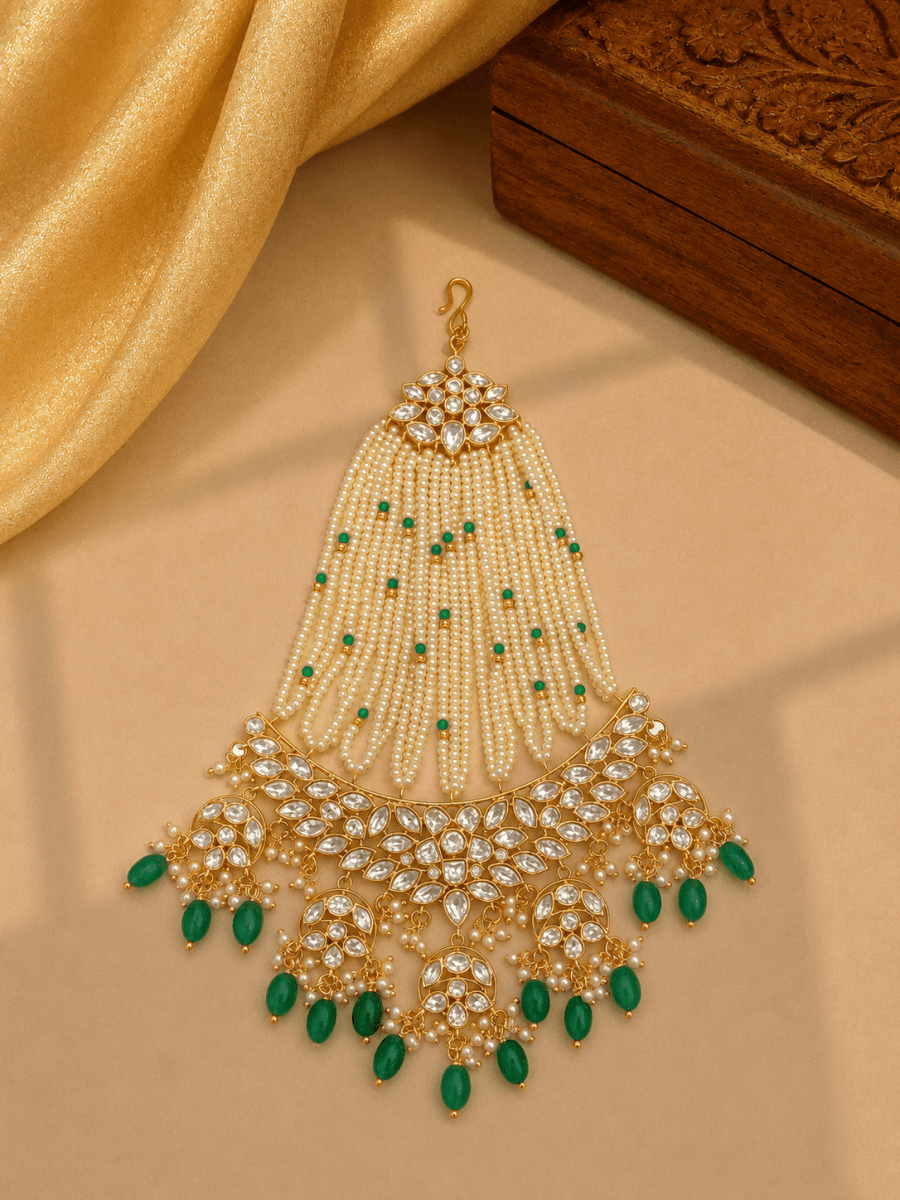 Sirini 22k Carat Polish Emerald Polki Passa